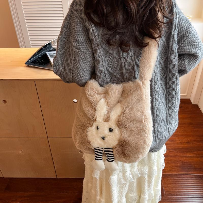 Plush bag crossbody bag large capacity women's new commuting high-end shoulder bag cartoon tote bag student commuter bag