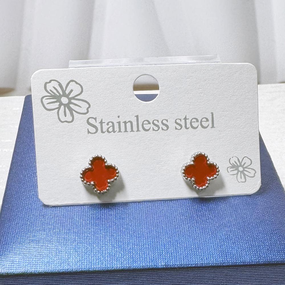9MM Small Four-leaf Flower Earrings Fashion Fresh Small Earrings
