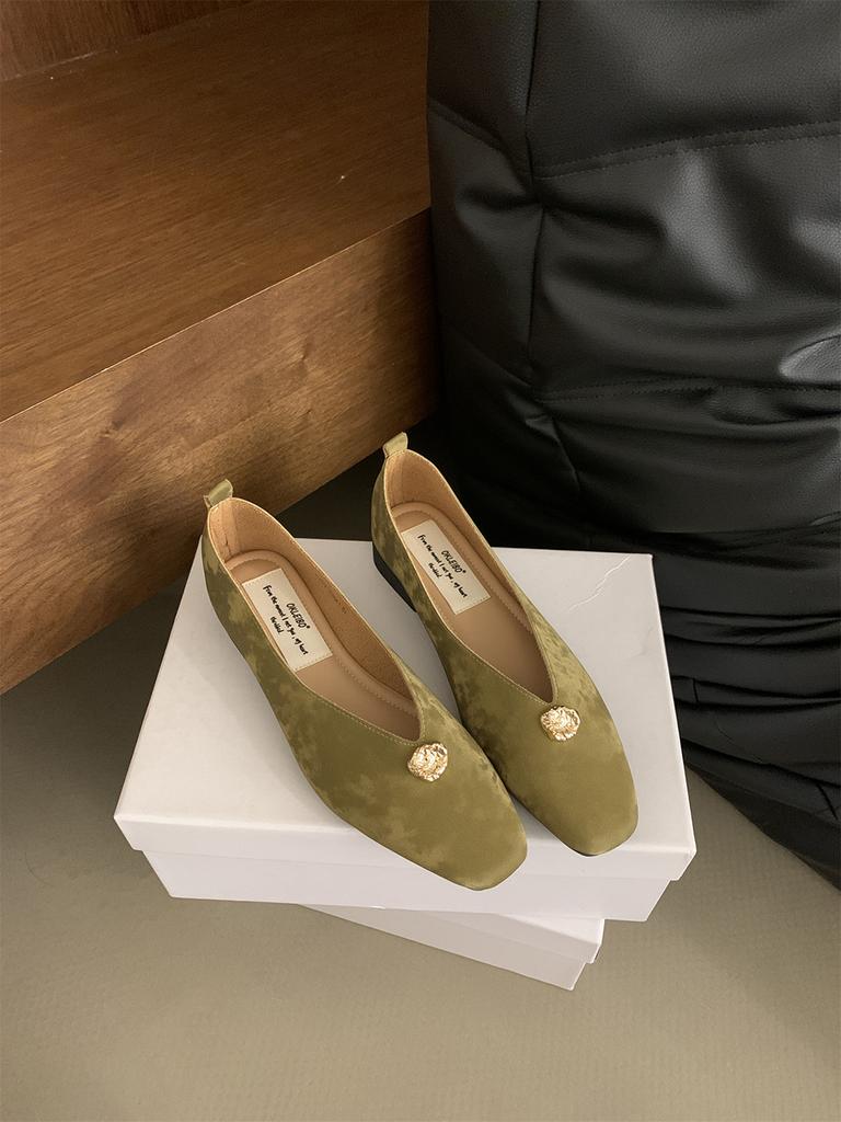 fashion Women Loafers Fashion Autumn Spring Dress Shoes Low Flat Heeled Black White Red Green Elegant Dance Mary Janes Slip On Work Shoe