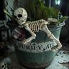 Halloween Skeleton Resin Decoration Figurine for Yard Garden Home Indoor Outdoor Use