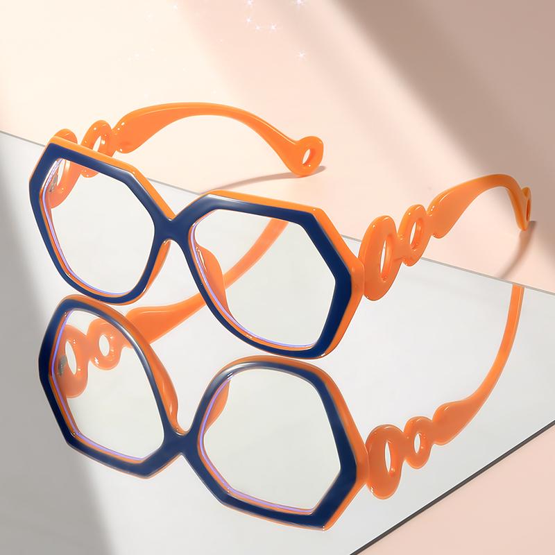 

Дизайн дужек с крупной оправой и толстой оправой может скорректировать форму лица и носиться ежедневно в качестве реквизита для уличной фотографии. оранжевый