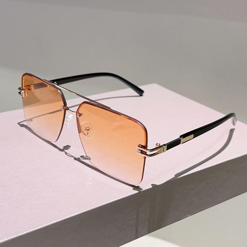 

Half Frame Luxury Brand Designer Square Sunglasses Women For Men Female Vintage Punk Metal Outdoor Driving Sun Glasses Uv400 As the photo