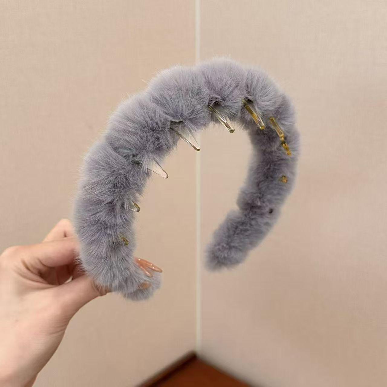 

Плюшевая утолщенная волнистая повязка на голову для женщин - Осень/Зима 2025 Головной убор и аксессуар для умывания