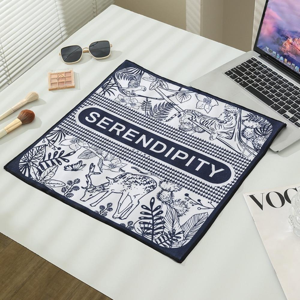 

Square Folding Cosmetic Bag Waterproof Reusable Hundred Patch Cloth Photographic Equipment Accessories 25cm/50cm