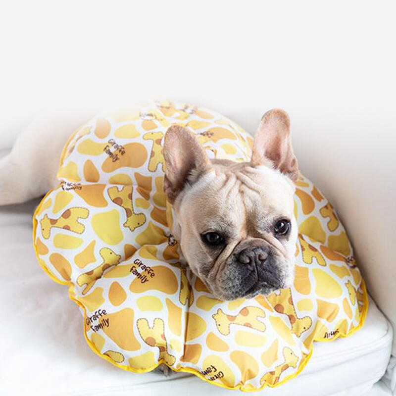 

Animal Cat Neck Collar Dog Neck Cushion giraffe