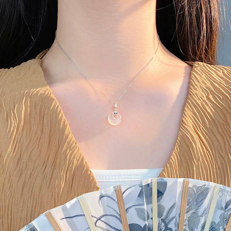 Colier Ping An Clover cu bețișoare albe pentru femei, nou, luxos, cu design de nișă, cu pandantiv, tendință