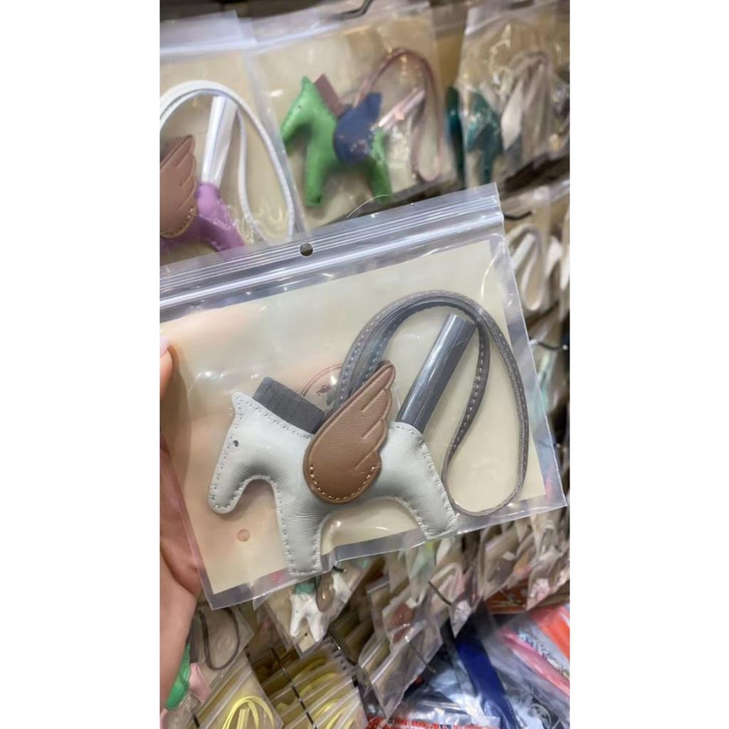 [Jahr des Pferdes] Taschenanhänger, Erfolg, Accessoires, bald Geld, Autoanhänger, Schlüsselanhänger, Lammfell Vollleder