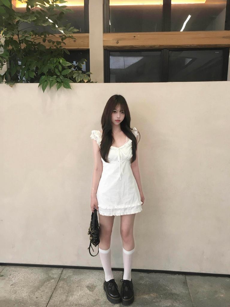 French Ruffle Edge Small Flying Sleeves White Suspender Dress Women's Summer Temperament Thin First Love Small White Dress