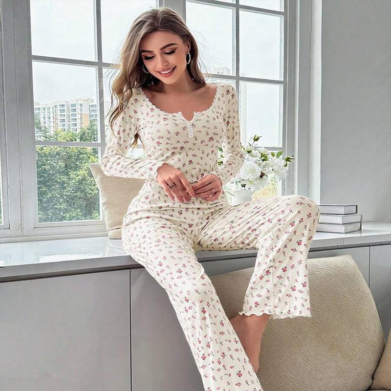Long-sleeved trousers with small floral print and rolled-edge casual pajamas and home clothes set