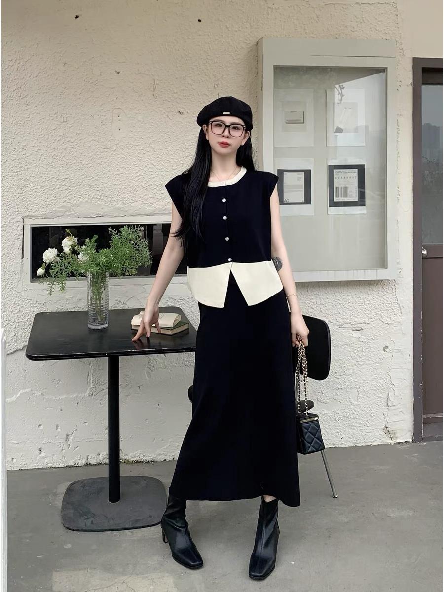 

Women s Round Neck Single-Breasted Knit Splice Half-Skirt Fashion Suit One Size чорний