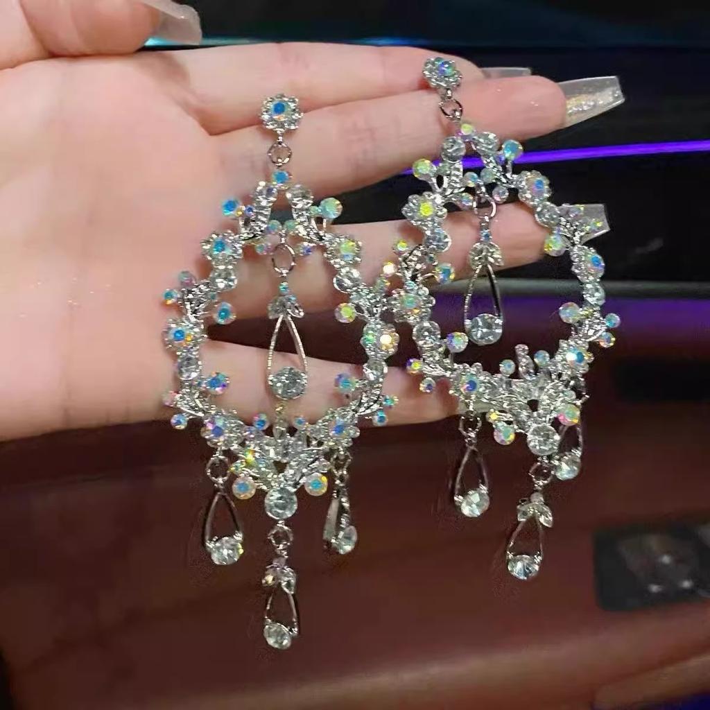 Hollow Water Drop Fringed Earrings Femininity Light Luxury High-End Earrings Exaggerated Earrings