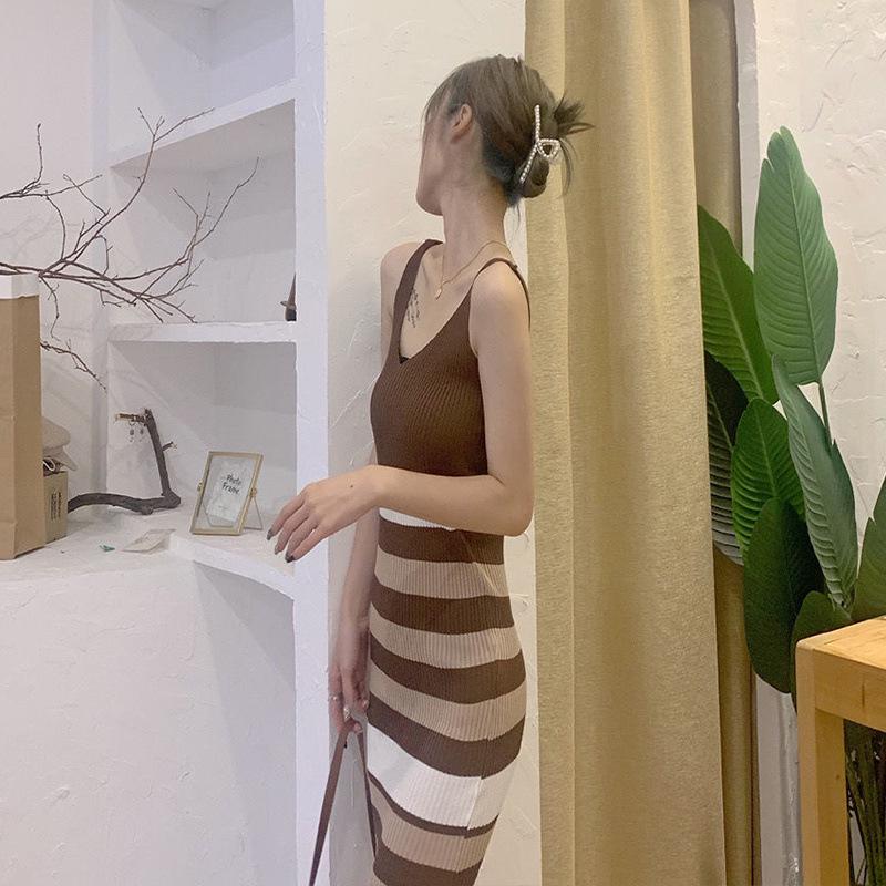 2025 Autumn/Winter Korean Retro Hyuna Two-Piece: V-Neck Sweater + Striped Skirt Dress