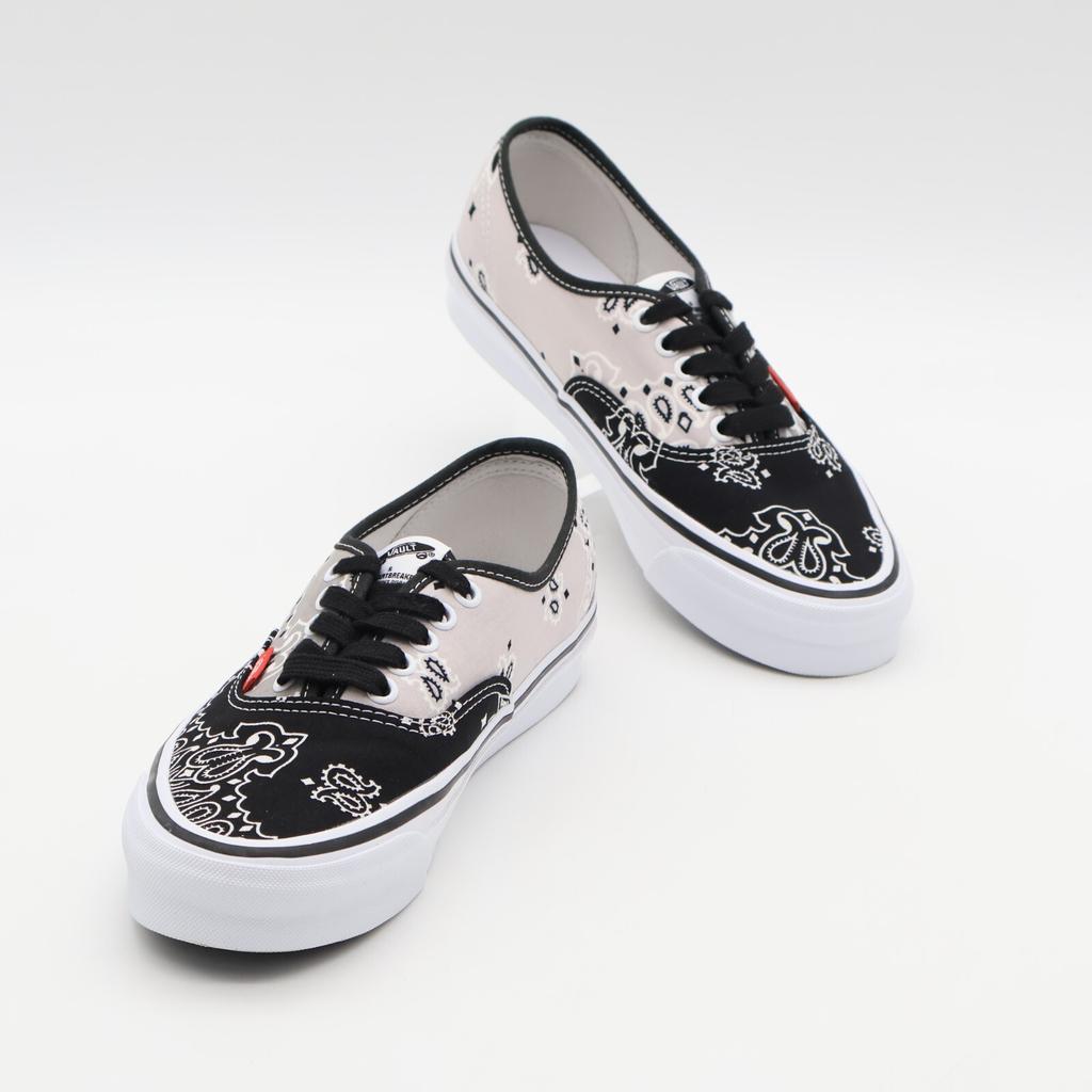 VN0A5FBDBMW Bedwin & The Heartbreakers Vault by Vans Authentic LX (Uomini)
