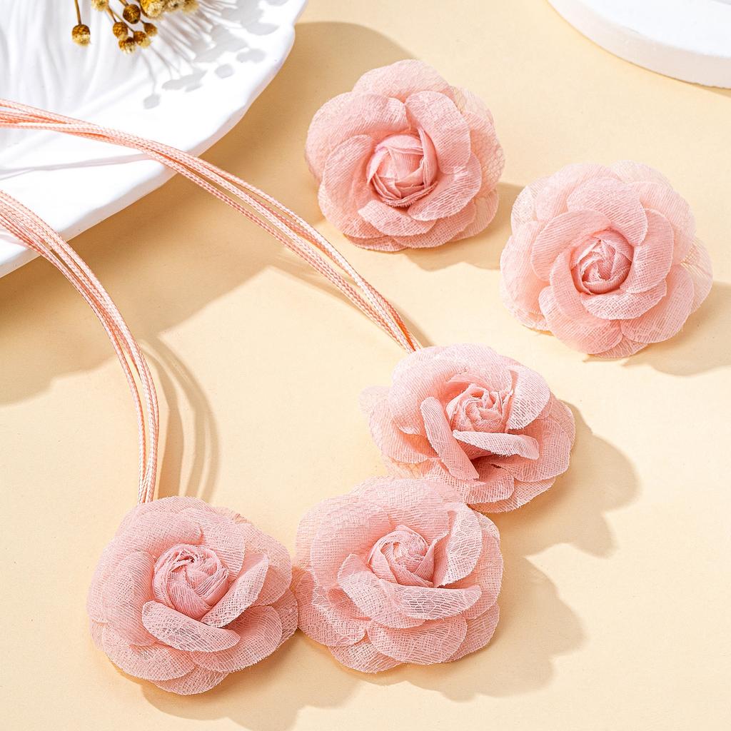 Damen Schmuckset, Rosa Stereo Blume Elegant und Romantisch Böhmischer Stil Halskette und Ohrringe Set, Geeignet für den täglichen Gebrauch und Urlaubsbekleidung
