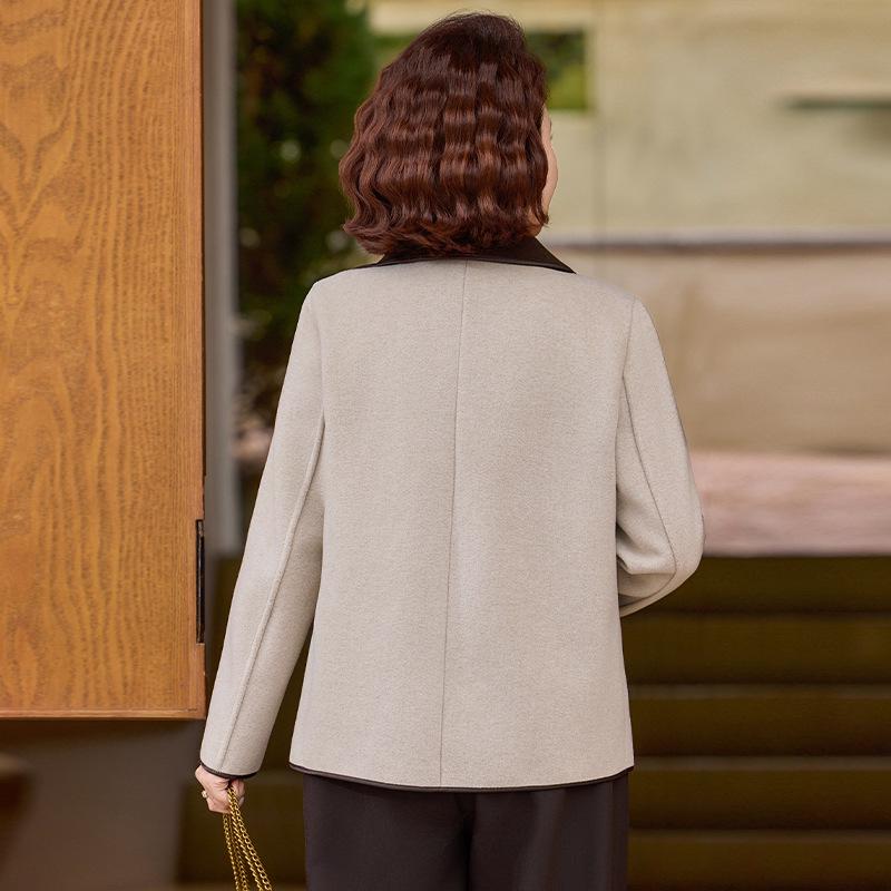 Spring Short Wool Coat for Women Aged 40-60: Elegant, Lightweight Mother's Wear for Middle-Aged and Elderly
