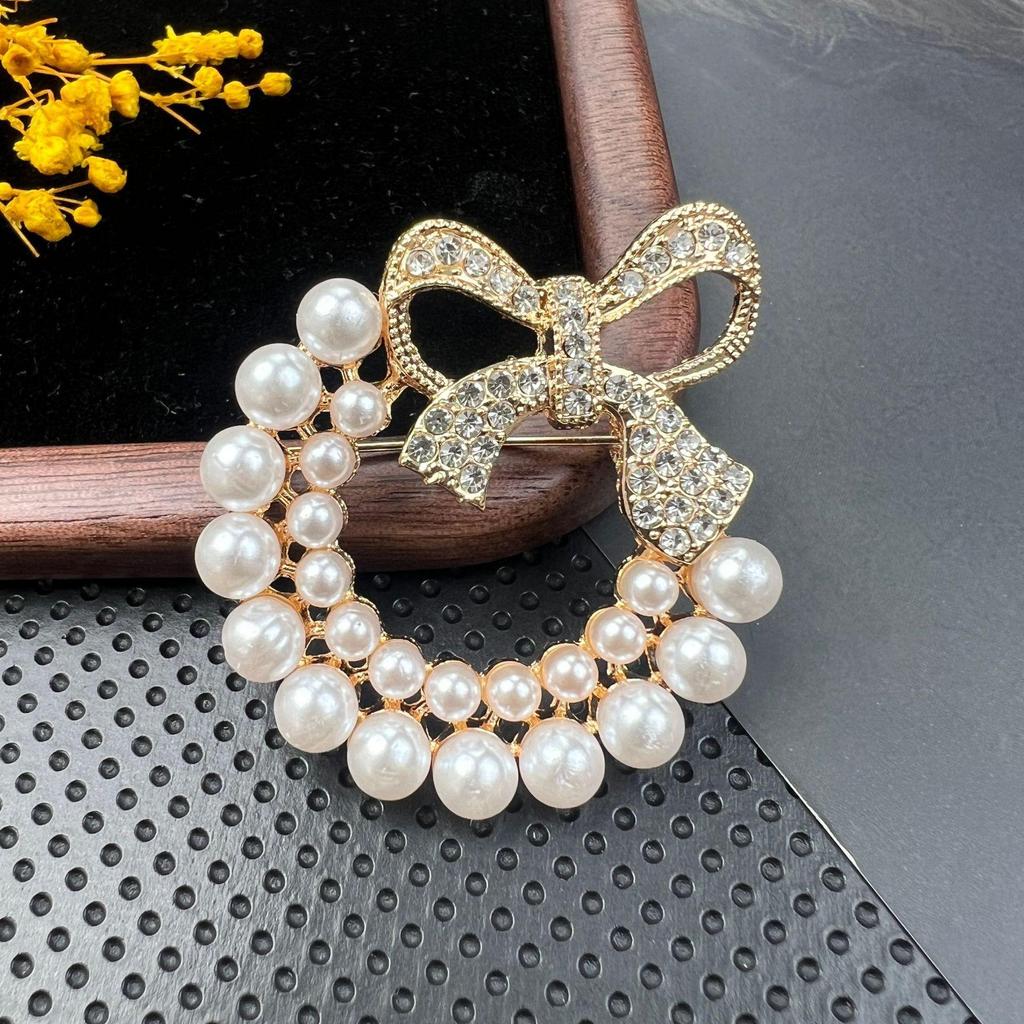 Broșă Retro Cristal Diamant cu Ac Anti-Expunere și Cataramă din Aliaj pentru Accesorii Vestimentare