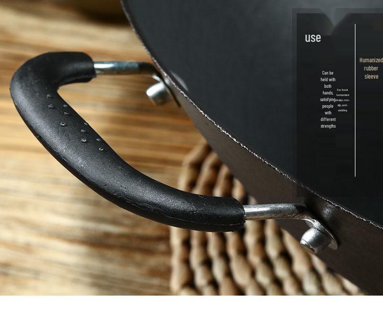 Vintage Uncoated Cast Iron Flat-Bottom Non-Stick Wok, Compatible with Induction & Gas Stoves, Ideal for Rural Household Stir-Fry.