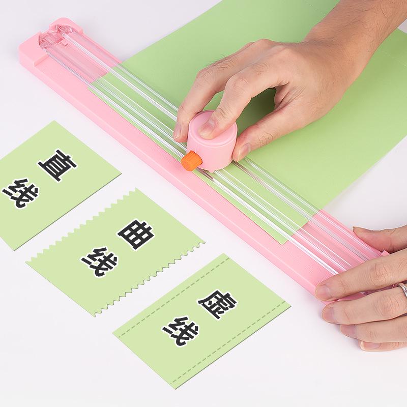 Portable 3-in-1 Children's Scrapbooking Paper Cutter: Dashed, Curved, and Straight Lines.