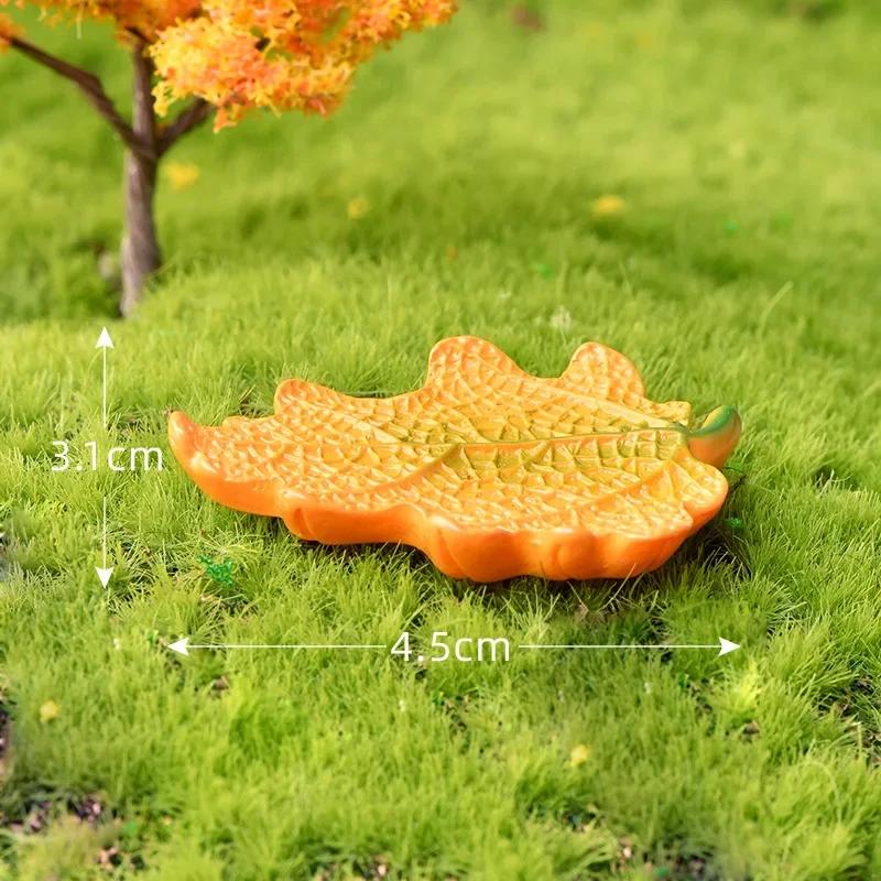 Cute Squirrel Pinecone House Maple Leaf Micro Landscape Garden Decoration Resin Craft Ornaments Livingroom Desk Decoration