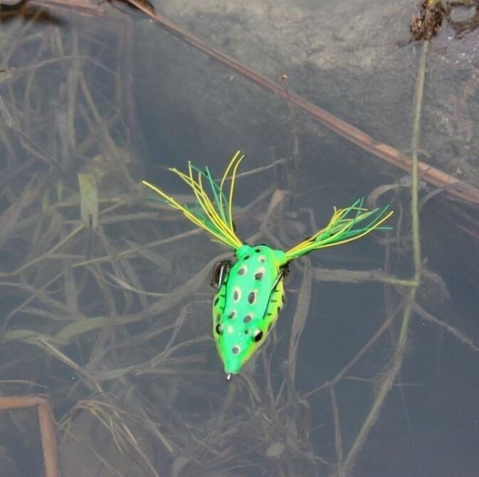 5pcs Cute Frog Top Water Crank Bait Hooks Bass Fishing Lure Bait Tackle New
