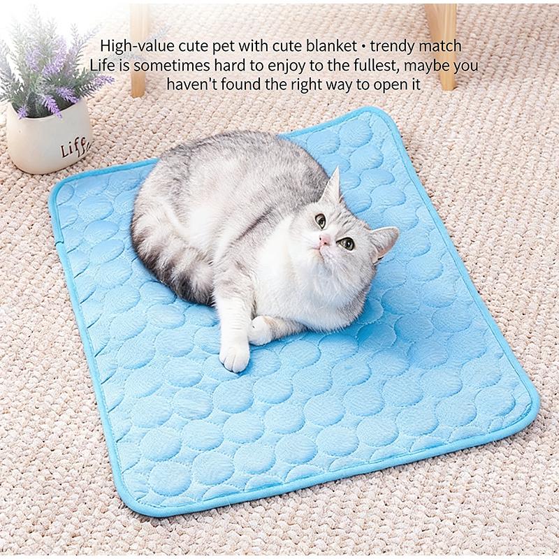 Pet Ice Silk Cooling Mat Summer Breathable Dog Bed Non-slip Washable Cooling Pad For Dogs Cats Puppies Kittens