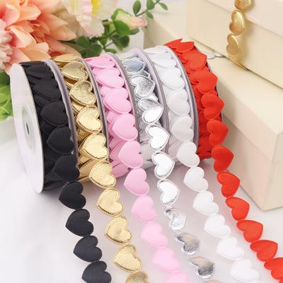 Vielseitiges Herz-Satinband für den Valentinstag - 10 Yards in verschiedenen Farben für Geschenkverpackungen & Partydekorationen.