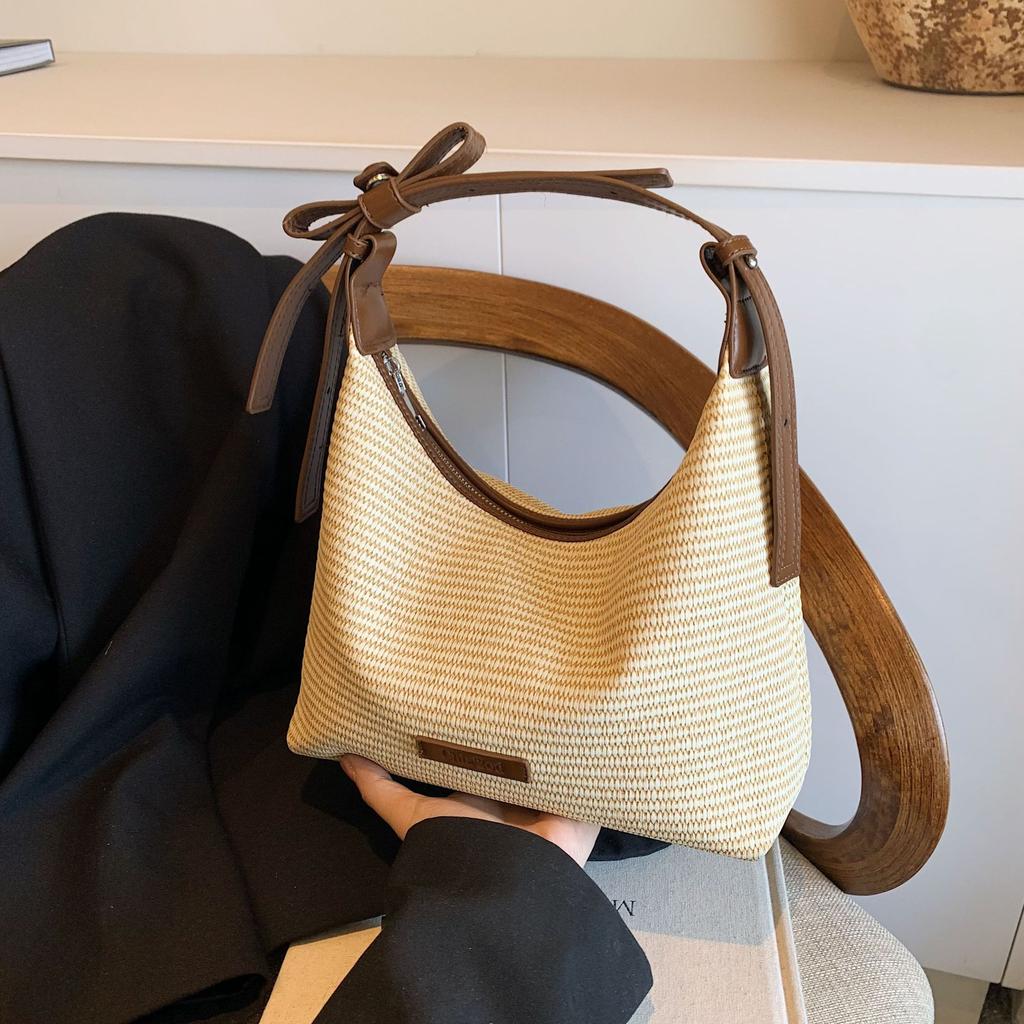 Summer popular woven straw small bag new niche design messenger bag bow hand bag