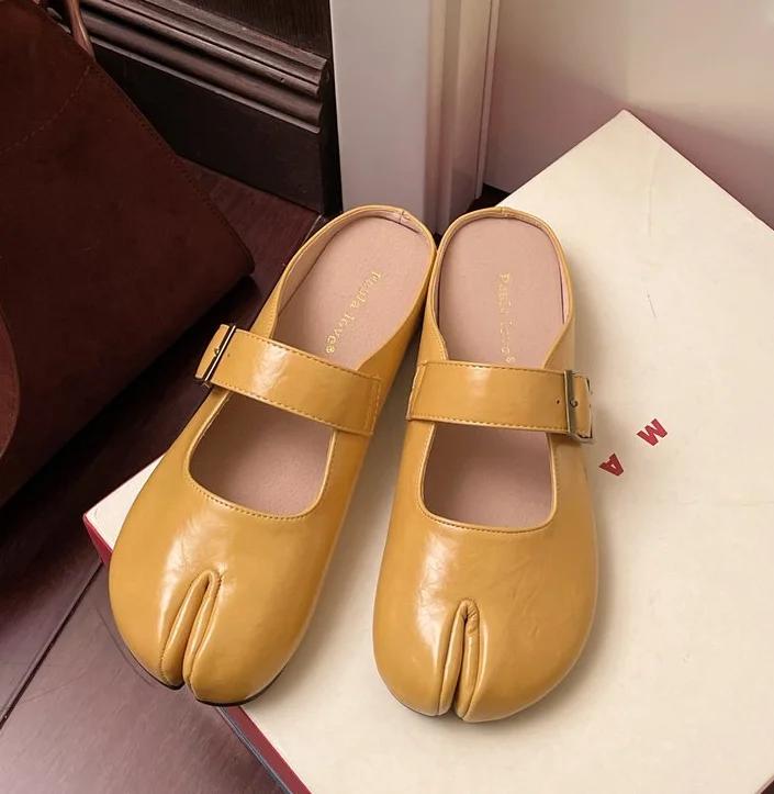 Fashion Women Split Toe Flats Shoes Woman Comfy Flats Slippers Soft Bottom Loafers Slip On Beach Slides Buckle Shallow Mouth Mary Jane