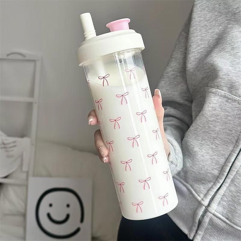 Bow Glass Cup with Transparent Straw, Cute Portable Water Bottle for Outdoor School Use, Ideal for Drinking At Home & Travel
