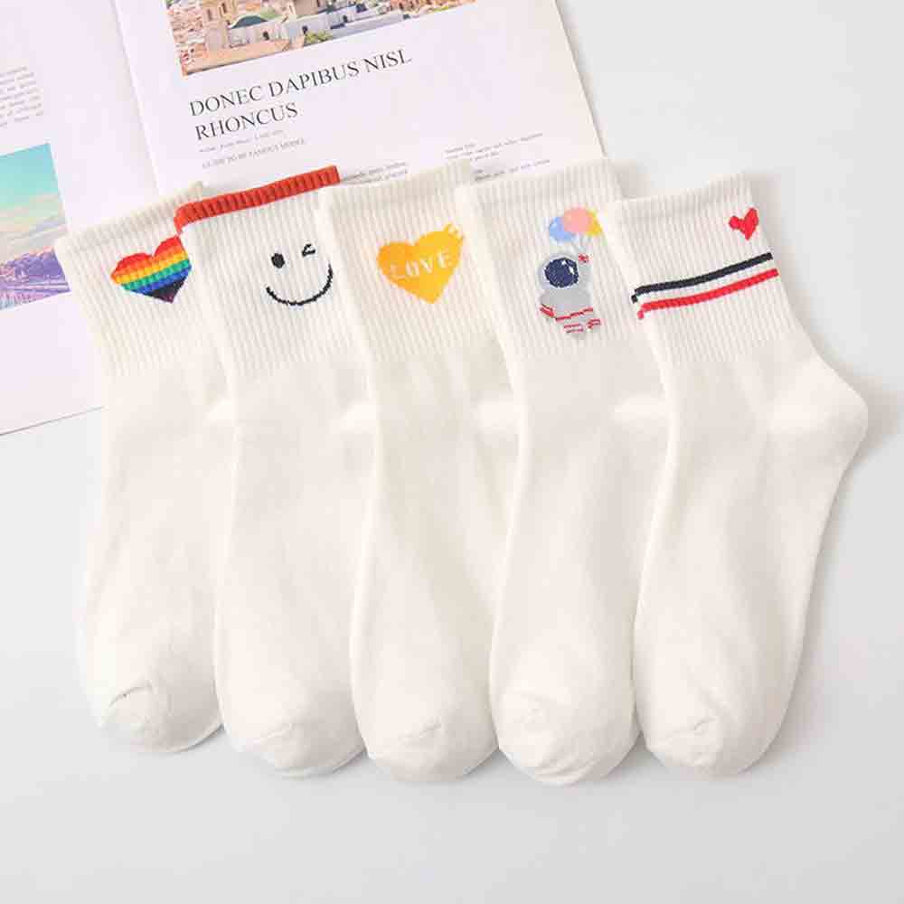 5 Pairs Women White Socks Cartoon Rainbow Cotton Crew Socks Y2K Harajuku Japanese Style Cute Kawaii Sport Socks For Women Casual