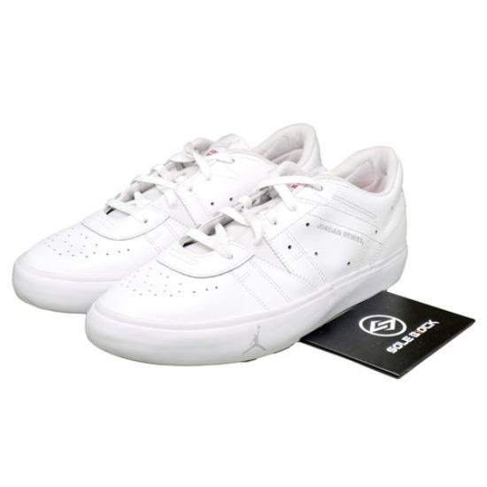 

Мужские кроссовки Air Jordan Series ES Swing for the Fence DN1856-160 EU 42.5 серый/белый
