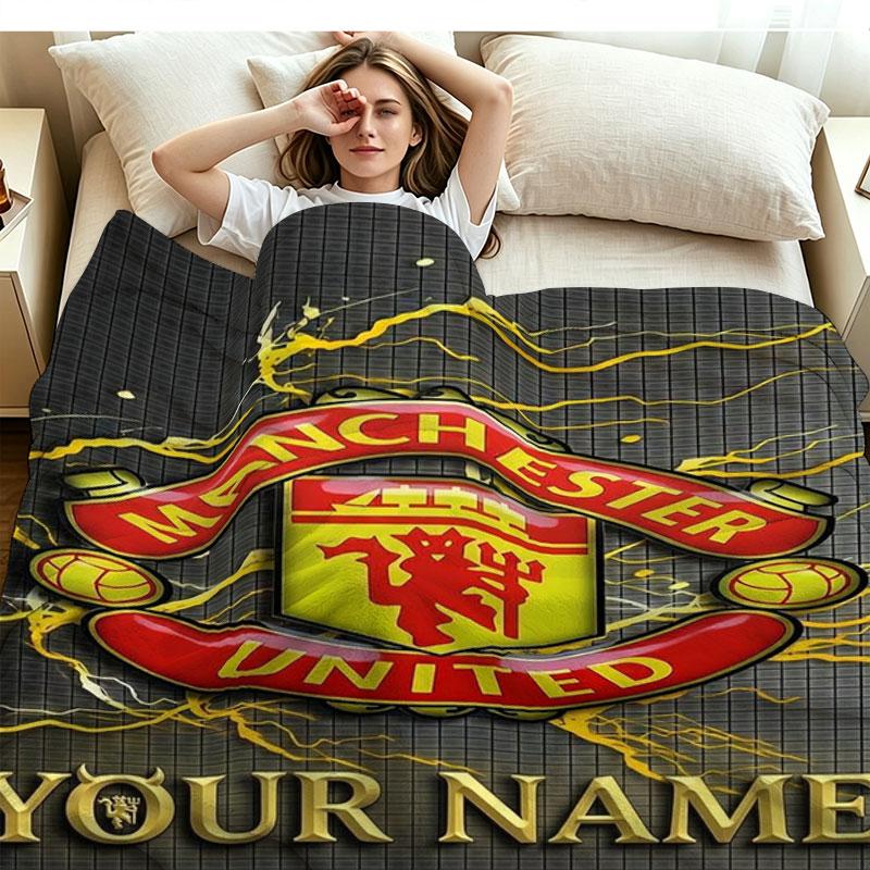 1PC Manchester United F Custom Name Patterned Flannel Blanket Suitable For All Seasons for Home Decor Warmth and Comfort Gifts Holiday Present