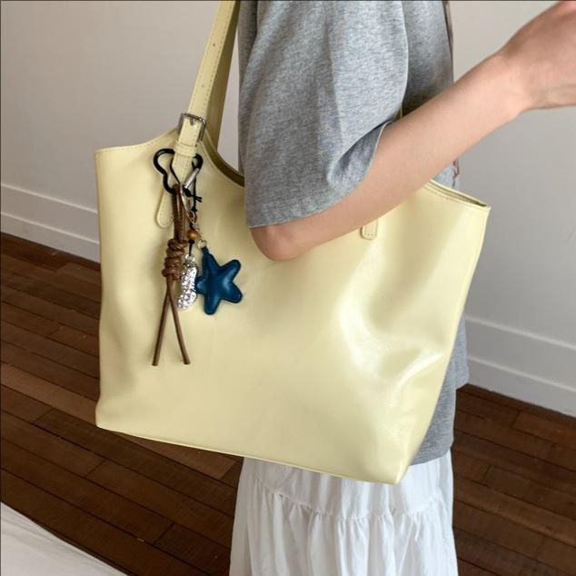 Fashion Tote Bag Large Capacity Armpit Bag New Women's Bag Commuter Shoulder Bag