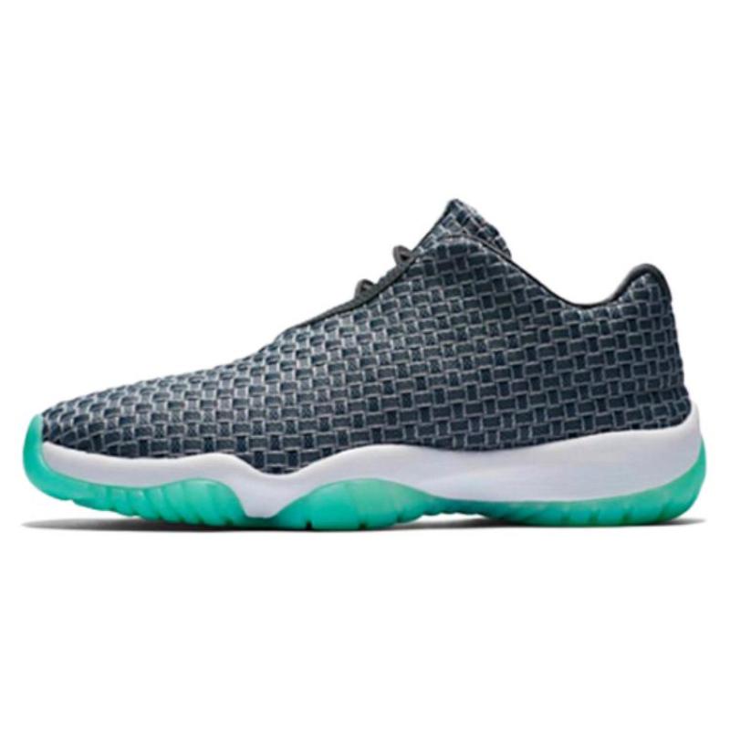 

Jordan Future Low GS Wolf Grey Jordan 724813-006 36.5