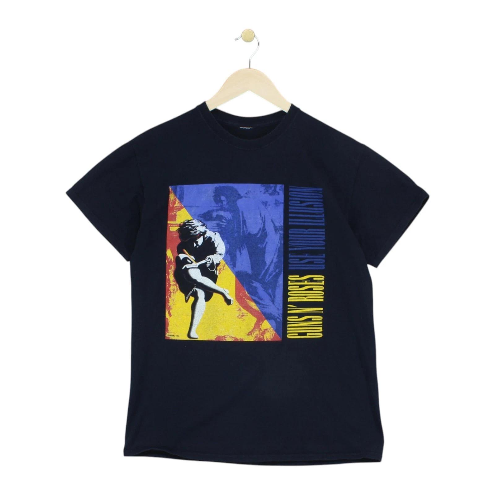 Vintage Unbranded Guns N Roses T-Shirt Mens Size S Black Rock Graphic Tee 2XL
