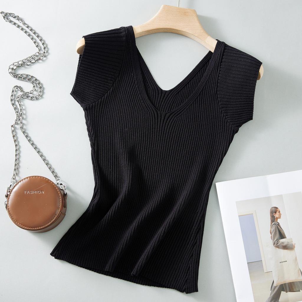 A High-bust, Small-waisted, Hot Girl with Flying Sleeves, Ice Silk, Short-sleeved, Summer-striped Knitted T-shirt, and A Pure and Sensual Top