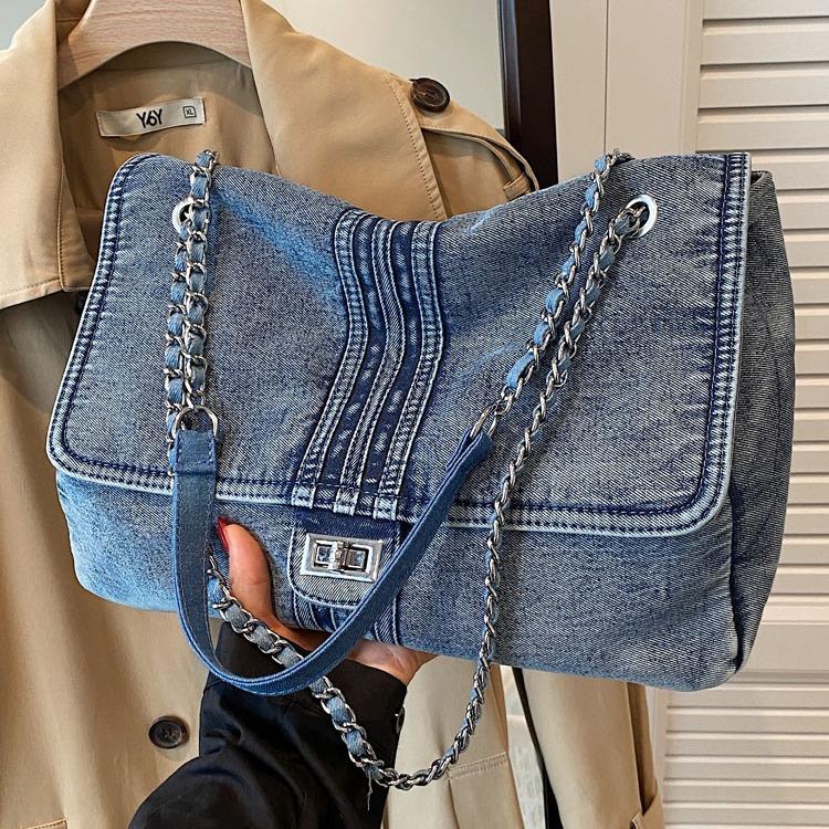 

Простая женская сумка, нишевая модная маленькая квадратная сумка, высококачественная универсальная сумка через плечо через плечо