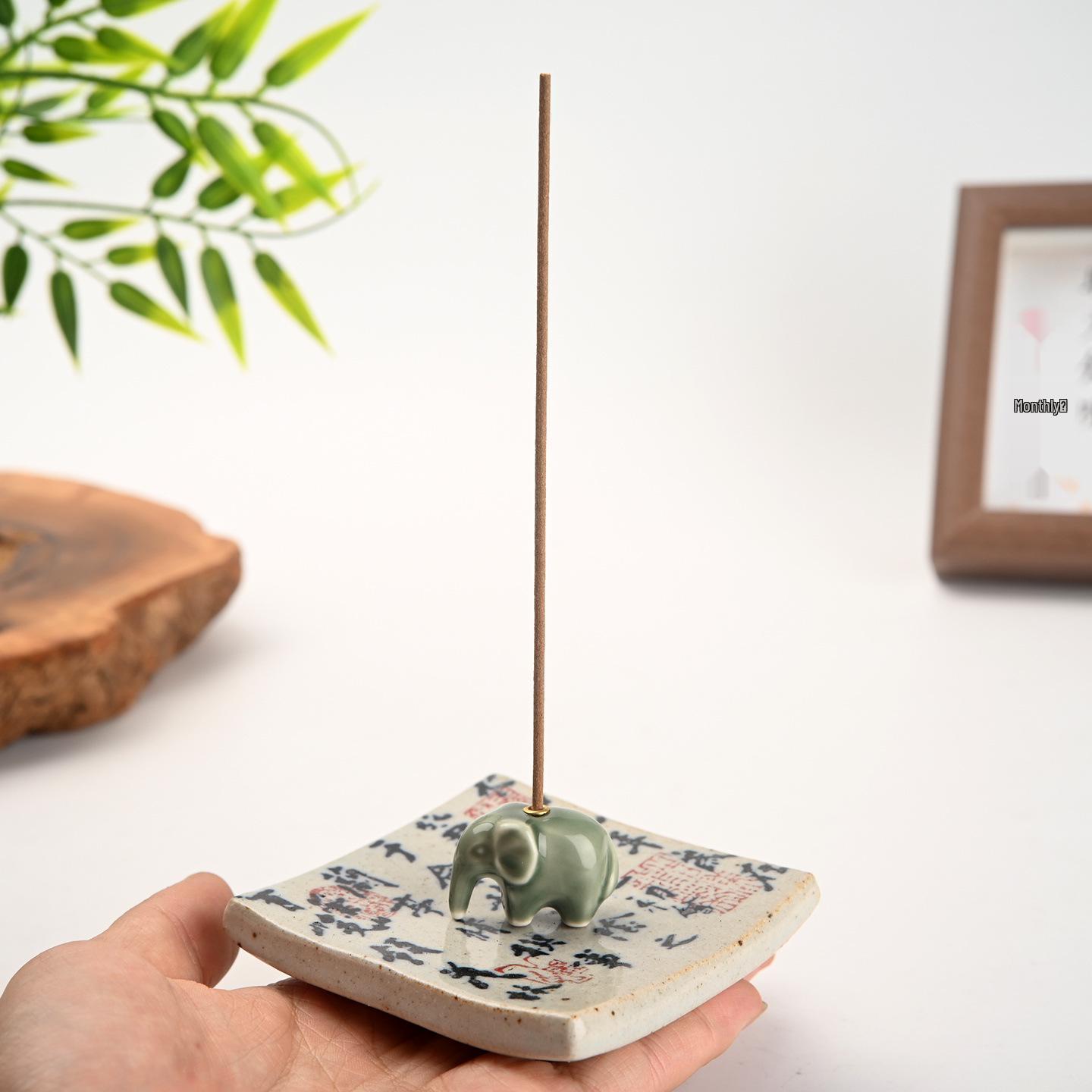 

Китайская керамическая курильница с каллиграфическим рисунком - Слоновий орнамент для чайного столика, для благовоний в палочках