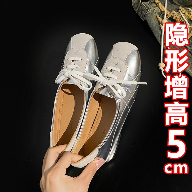

[Spot] Leather niche design sense Forrest Gump shoes women s 2025 new lace-up ballet shoes inner height increase single shoes women 40 серебряный