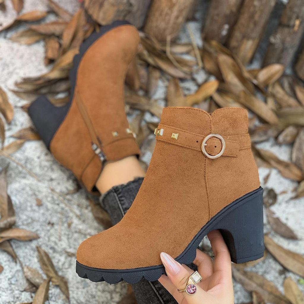 Plus Size Rivet Retro Martin Boots - Women's Autumn/Winter 2025 Chunky Heel Short Tube British Style.