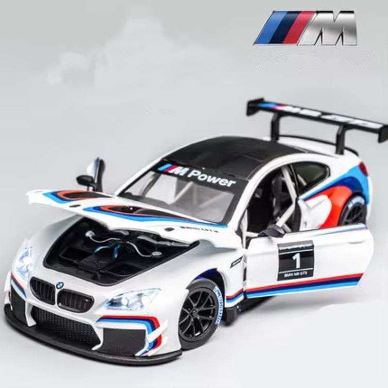 

1:24 BMW M4 GT3 литой спортивный автомобиль модель игрушечная машинка литой металл модель транспортного средства имитация звука и света инерционный механизм коллекция детский подарок M6GT белый