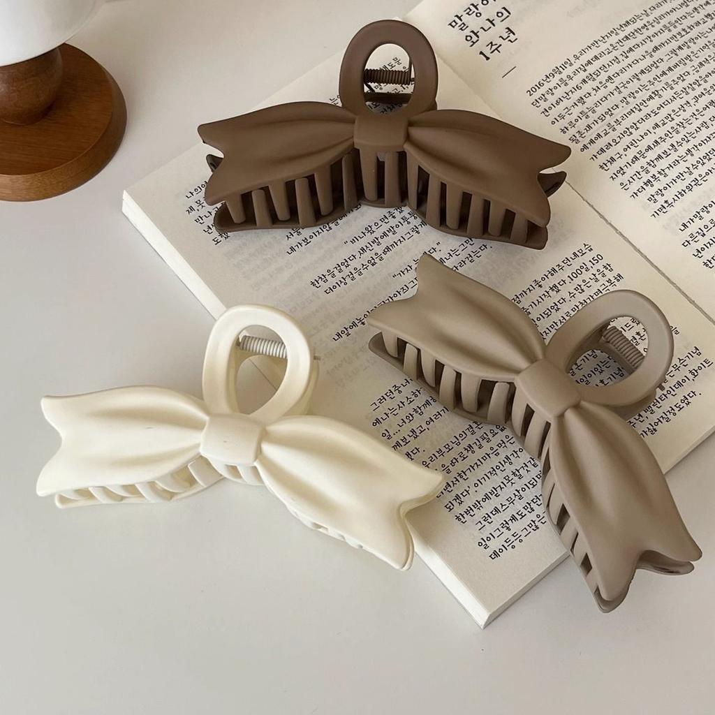 New Large Bows Crab Hair Clip for Women Matte Trendy Claw Clips Korean Girls Hairpin Party Jewelry Hair Accessories
