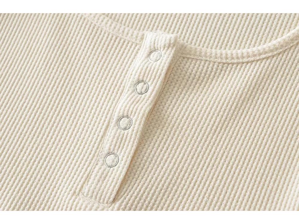 American Style Slim Fit U-Neck Buttoned Waffle Knit Crop Top for Women