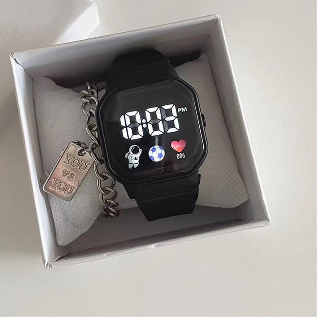 Ins Astronaut Electronic Watch  Comfortable To Wear Watch for Indoor Activities or Daily Use