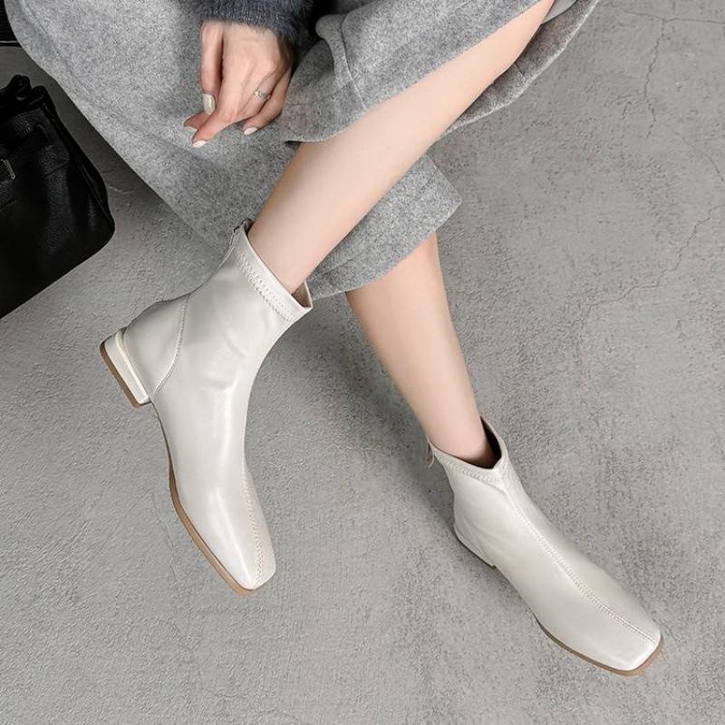 Autumn and Winter Square Head Women's Martin Boots New Solid Color Low Heel Large Size Rear Zipper Women's Boots Korean Version Soft-soled Medium Boot