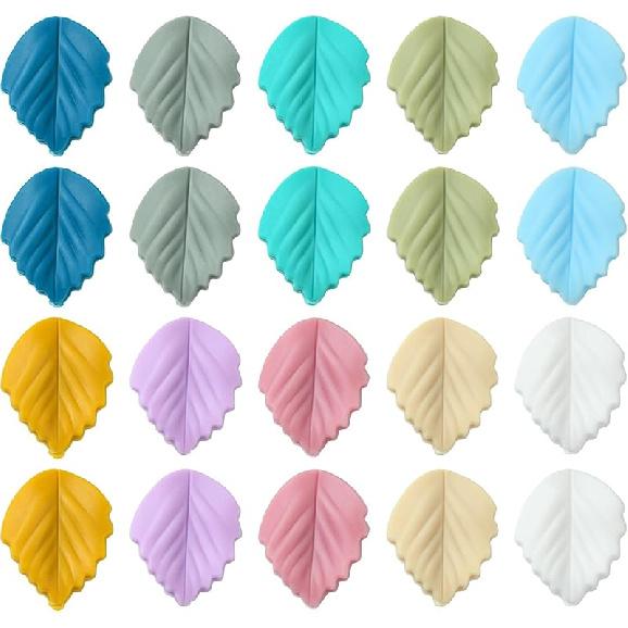 LiQunSweet 15 Pcs 15 Styles Christmas Theme Silicone Beads Santa Claus Tree Socks Snowman Snowflake Beads for DIY Jewelry Keychain Pen Craft