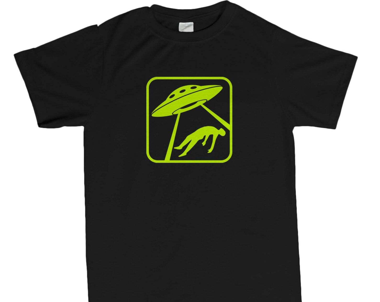 Alien Abduction UFO T shirt, UFO T shirt, Sci Fi Gift Ideas XL