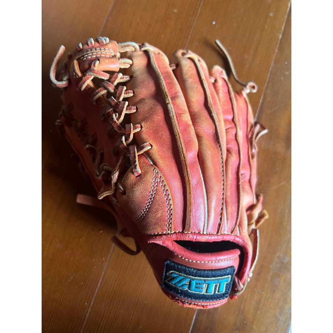 Used ZETT baseball glove