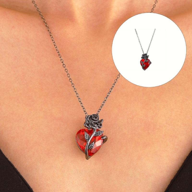 Dark Romance Heart Rose Necklace Gothic Alloy Chain For Women Unique Fashion Jewelry