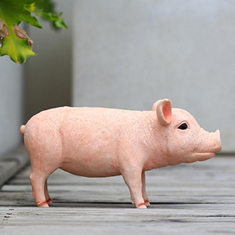 Resin Pig Statue Cute Animal Sculpture for Garden Yard Patio Outdoor Decoration Lawn Ornament Animal Statue Figurine